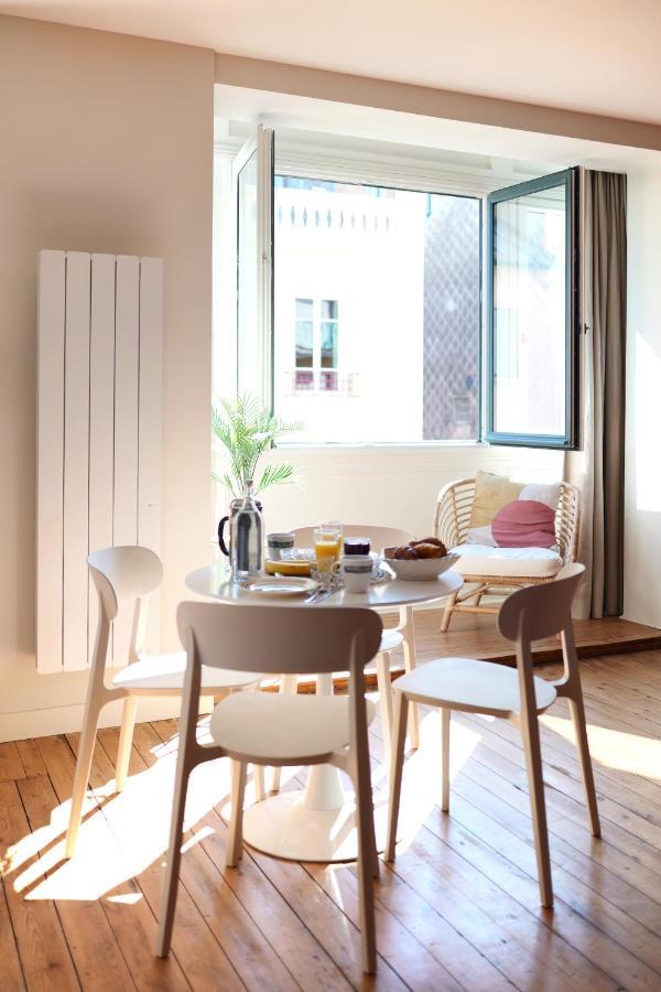 Adele, Bow-window Vue - Appt 02 *